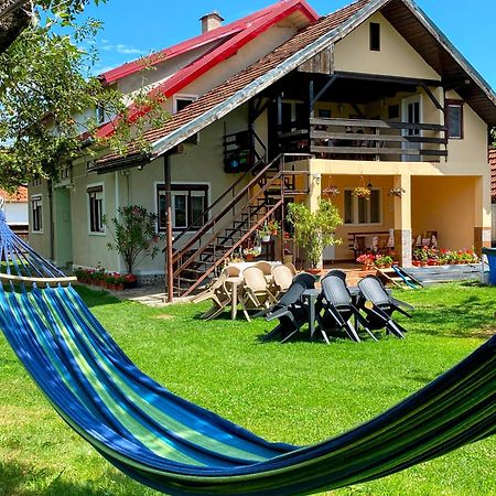 Hotel Casa Popa Cîrţişoara Esterno foto