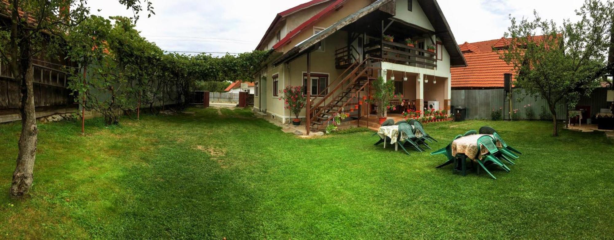 Hotel Casa Popa Cîrţişoara Esterno foto