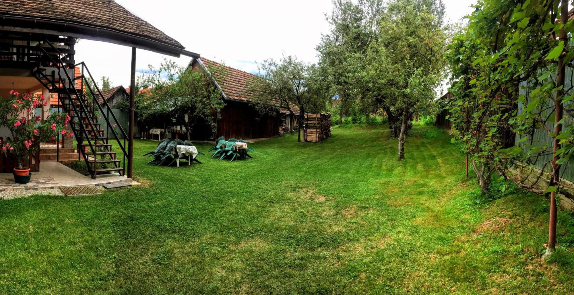 Hotel Casa Popa Cîrţişoara Esterno foto