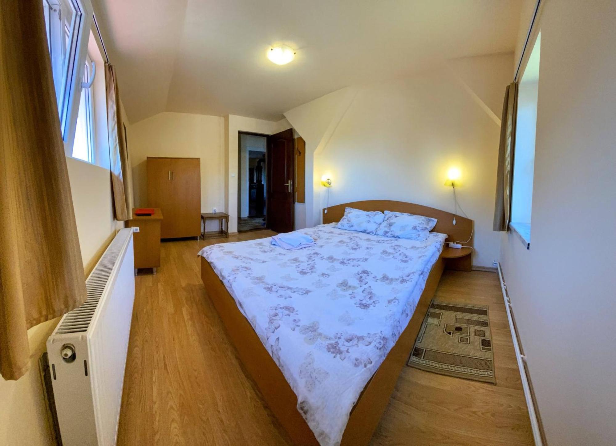 Hotel Casa Popa Cîrţişoara Esterno foto